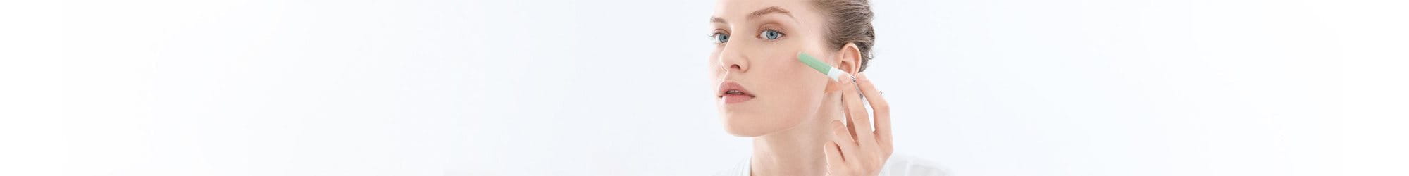 /Eucerin Relaunch Media/Eucerin Relaunch Media/Eucerin/international/filter-overview-pages/skin-concerns/EUC_Product-Article-Overview-Stage_Products_SkinConcerns_Acne-ProneSkin
